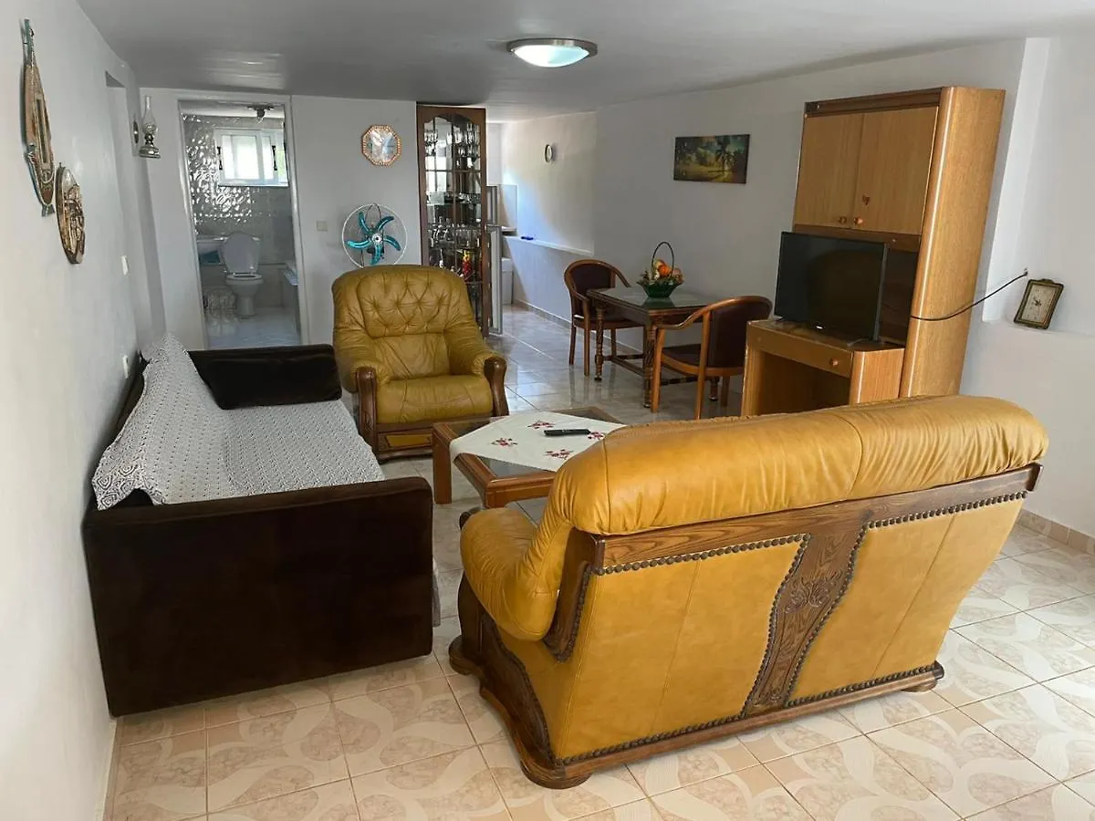 Apartamente Gleni Sarande 0*,  Albania